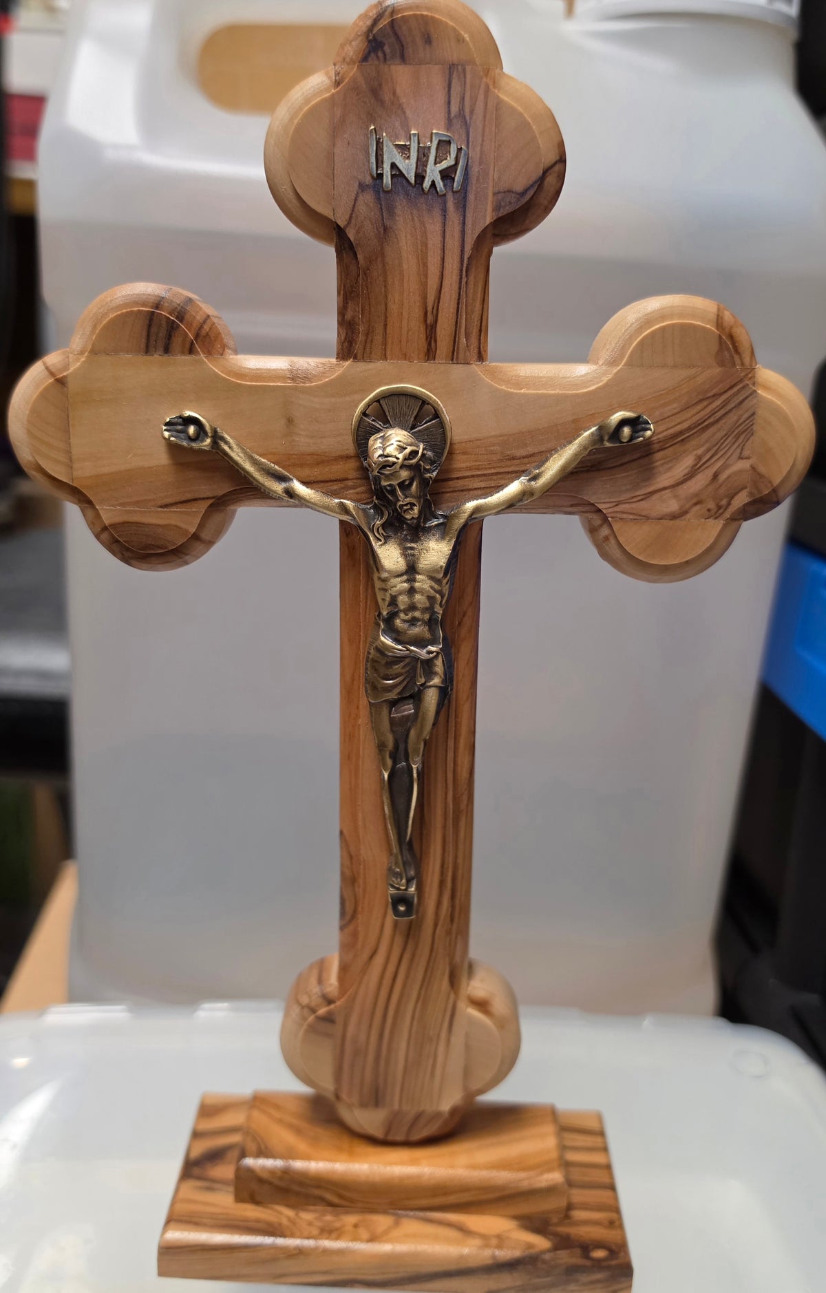 31IL - 10" Oriental Crucifix