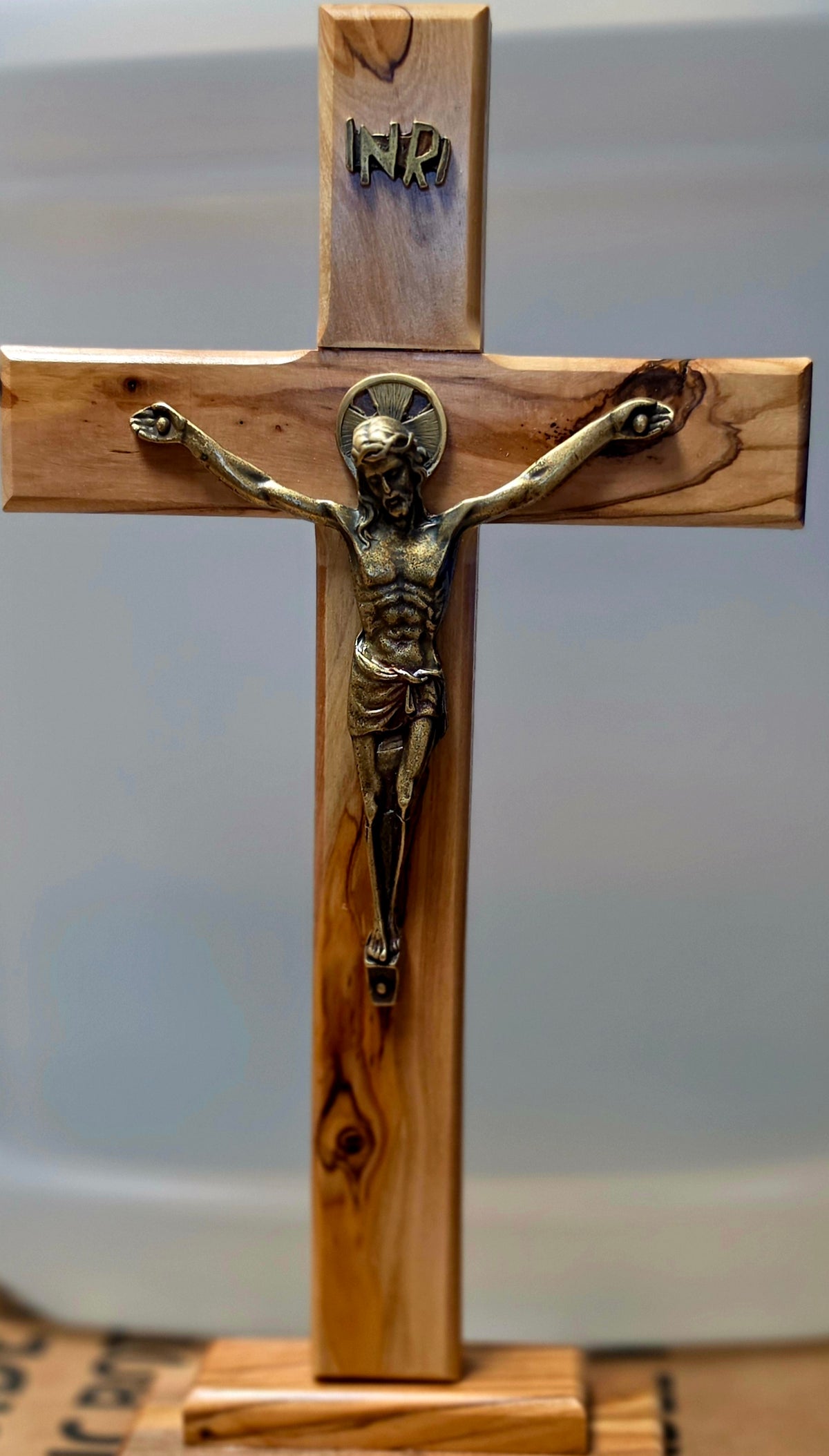 11BIL - 10" Olive Wood Crucifix