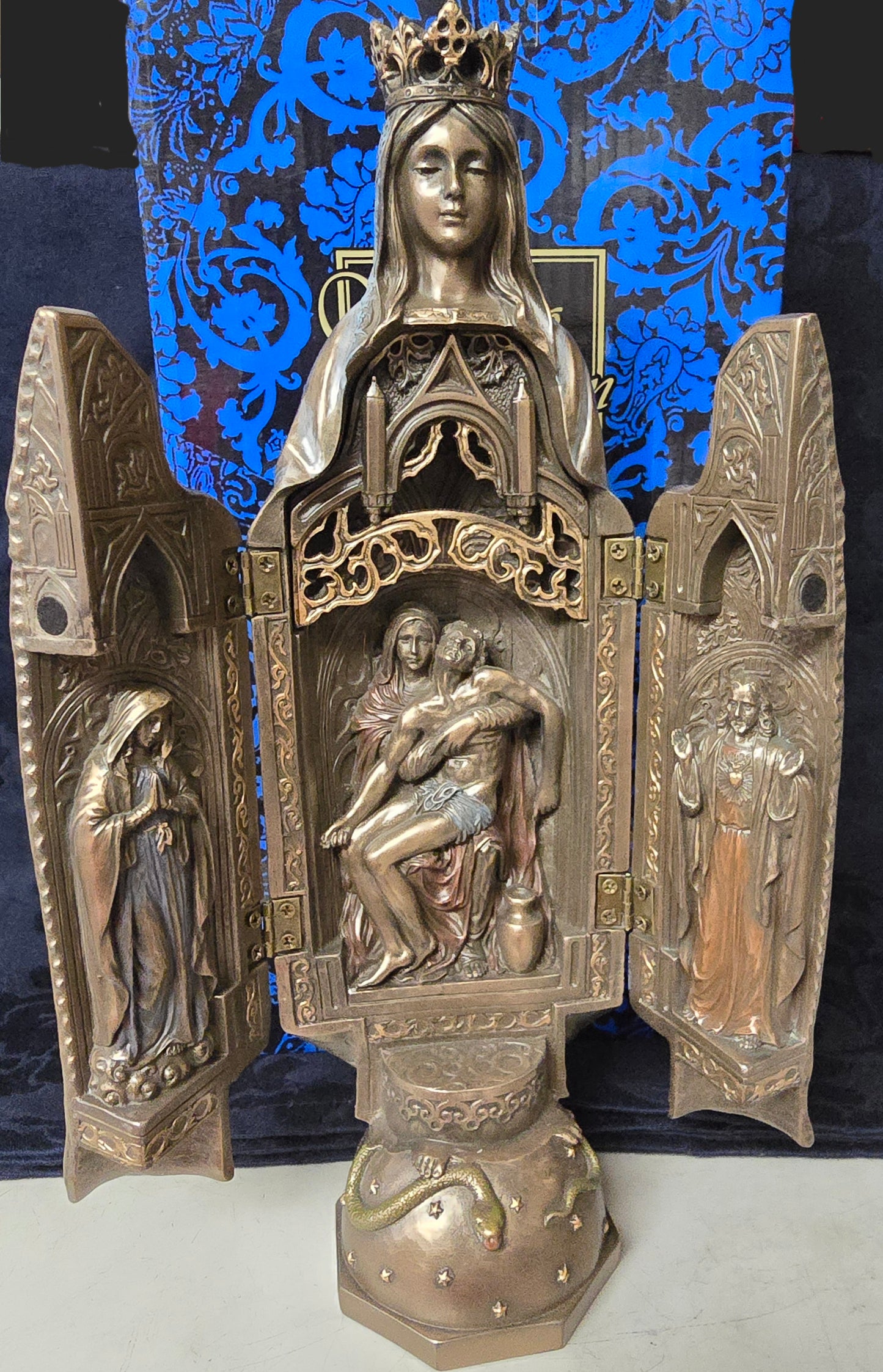SR-75630 - 11" Our Lady of Sorrows Triptych
